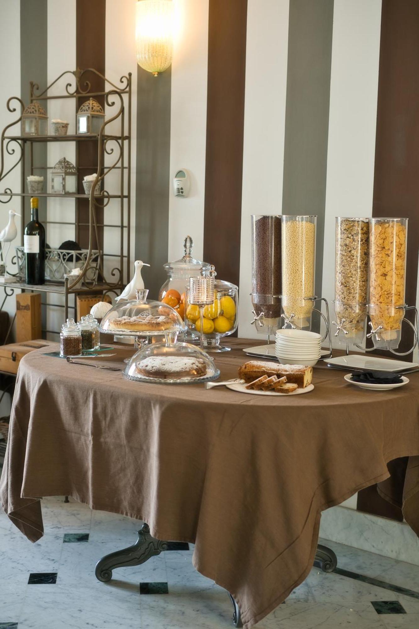 Hotel Villa Maria Au Lac - Estella Hotels Italia Toscolano Maderno Dış mekan fotoğraf